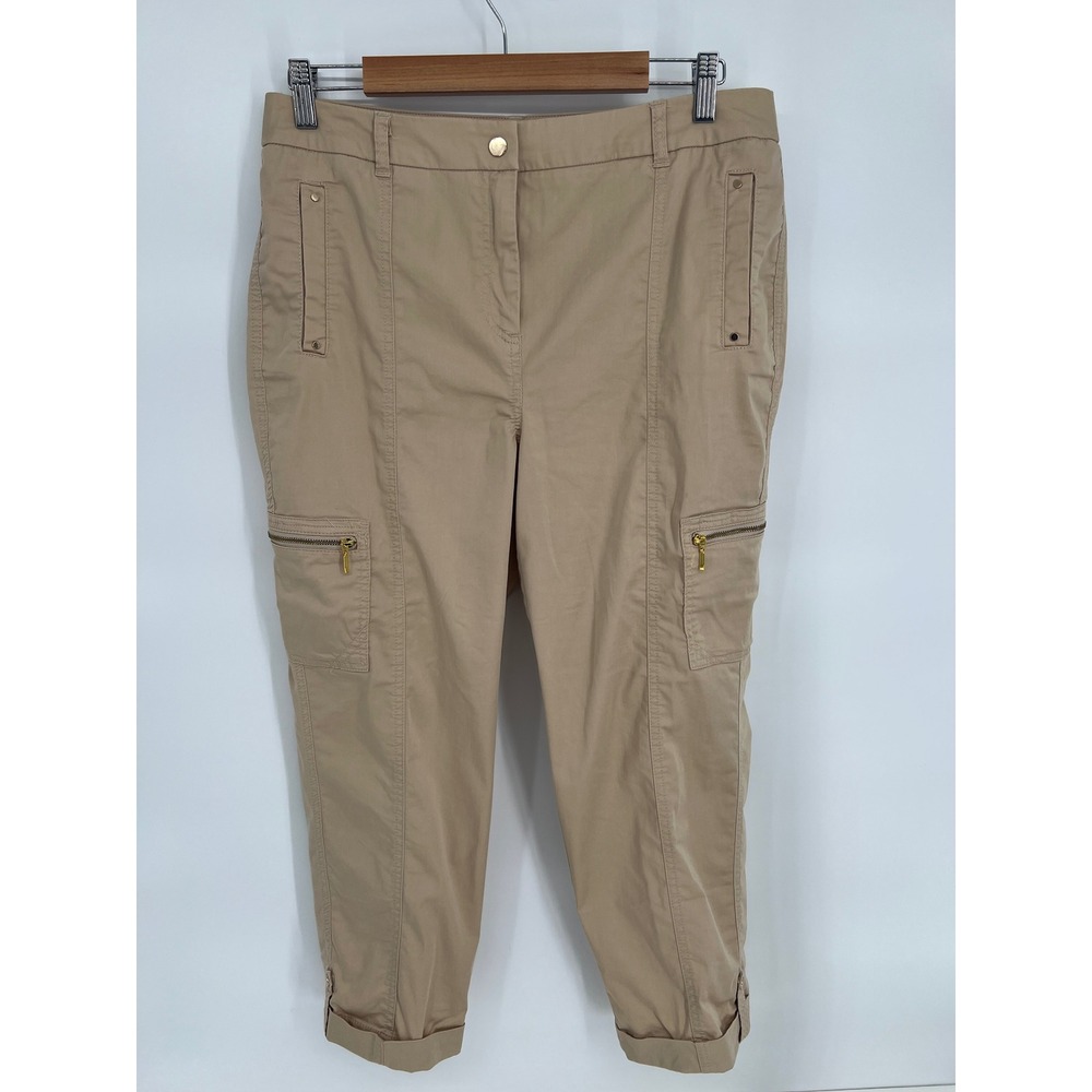 Chicos Tan Khaki Cargo Crop Pants Size 1 Medium Zipper Pockets‎ Stretch Cotton